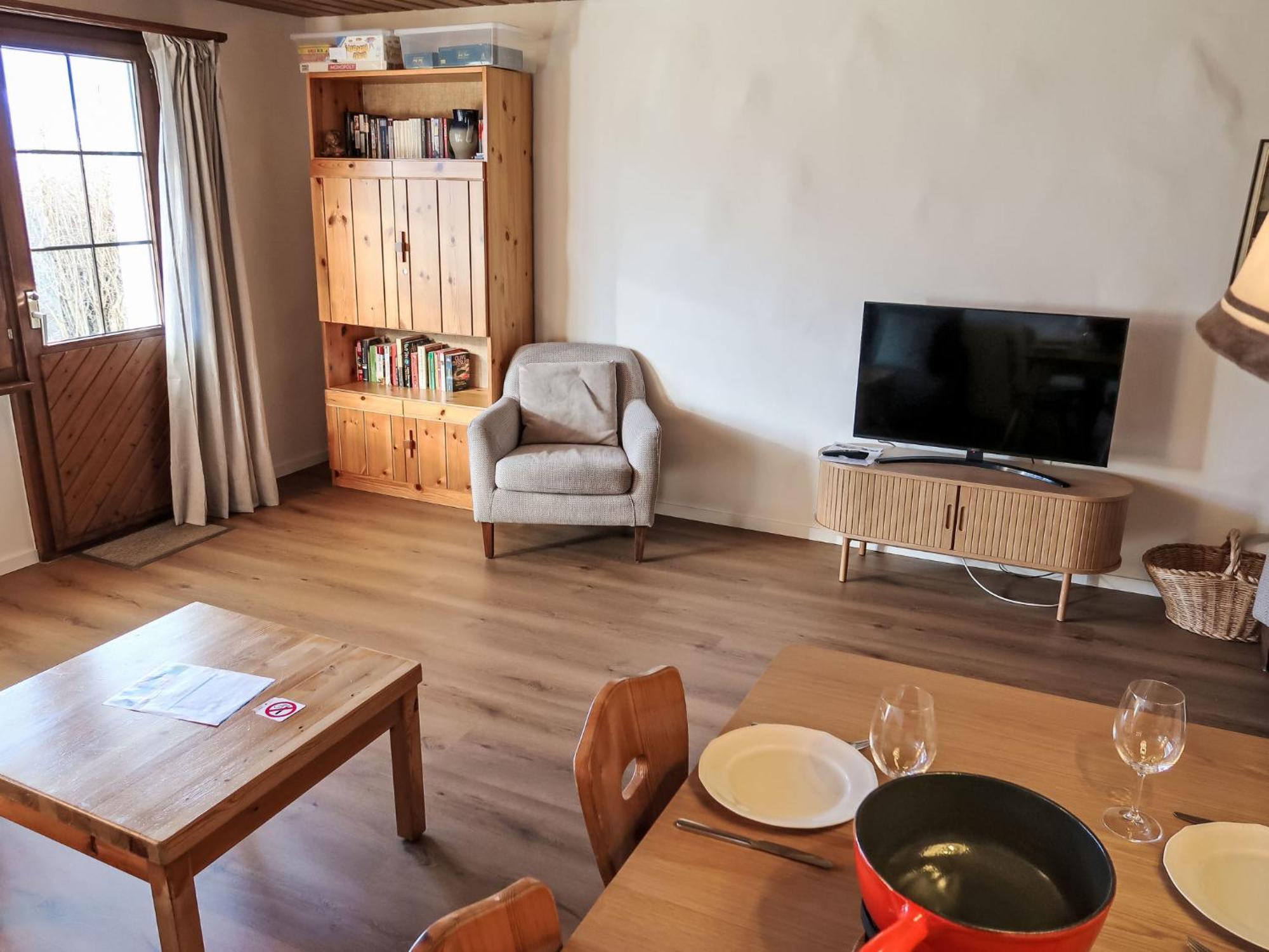 Apartment Muotta Sulegl By Interhome Schluein Luaran gambar